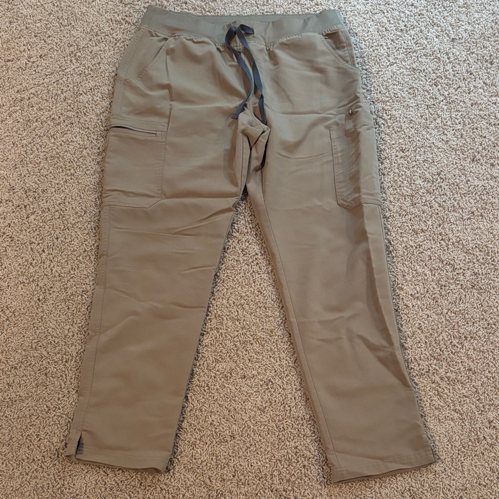 Figs Women's Tan Cargo Pants